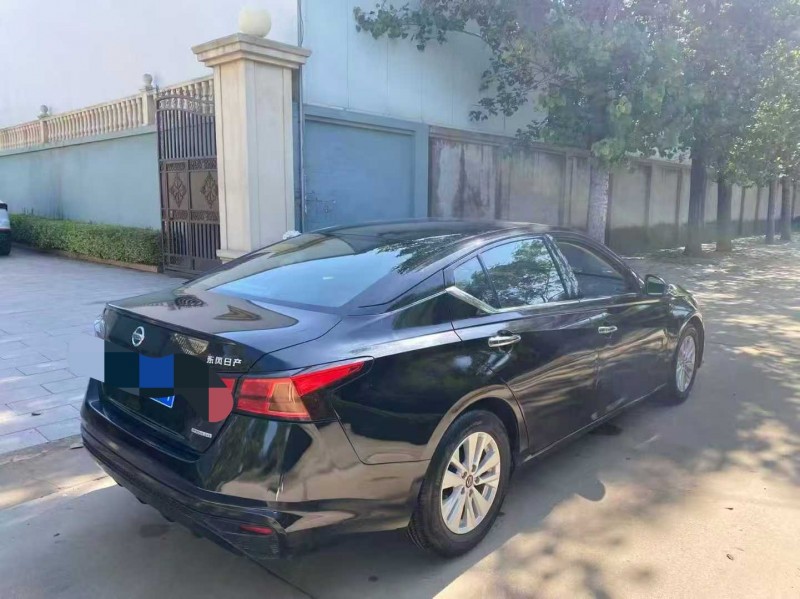 保定22年日产天籁9