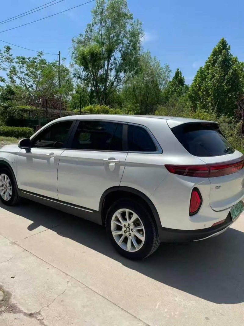 保定23年创维EV67