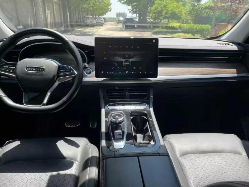 保定23年创维EV68