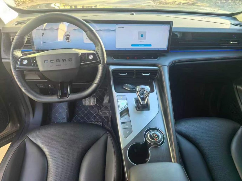 保定22年荣威RX57