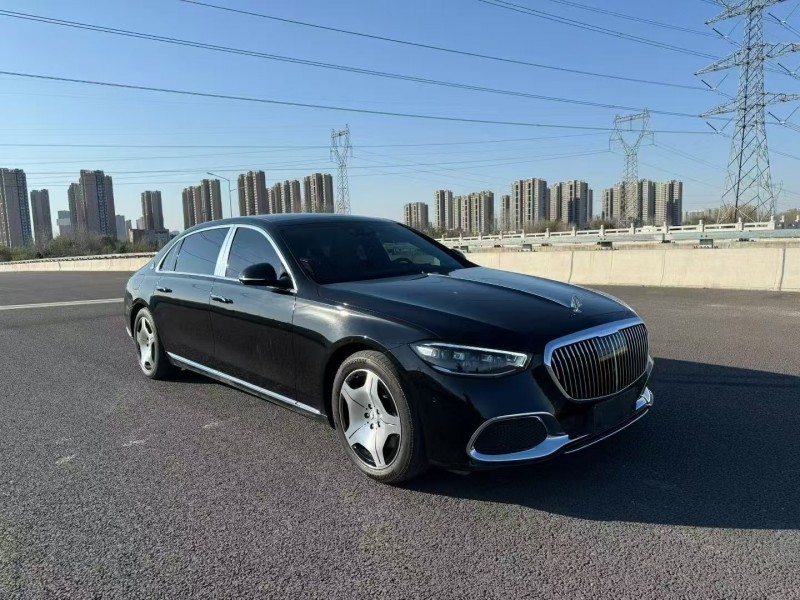 郑州24年奔驰迈巴赫S级5