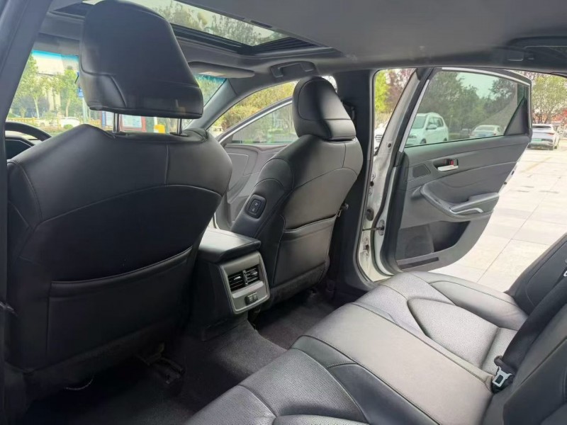 淄博20年丰田亚洲龙5