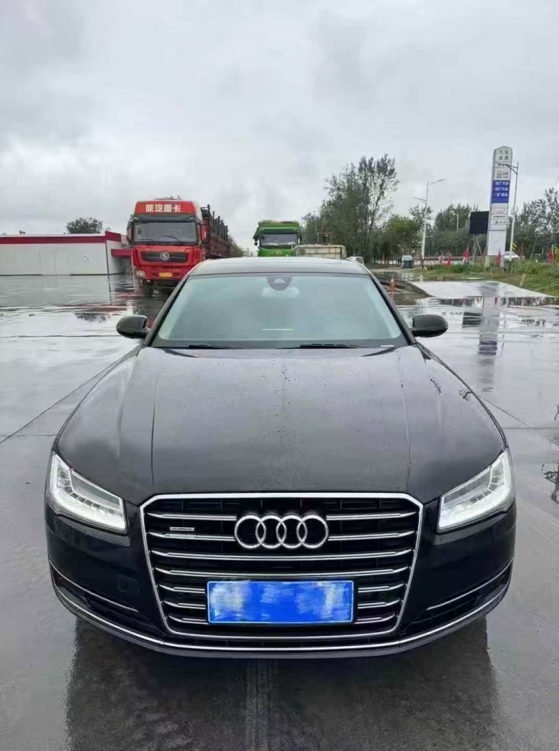 济南15年奥迪A8L1