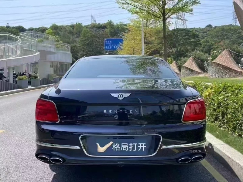 深圳23年宾利飞驰8
