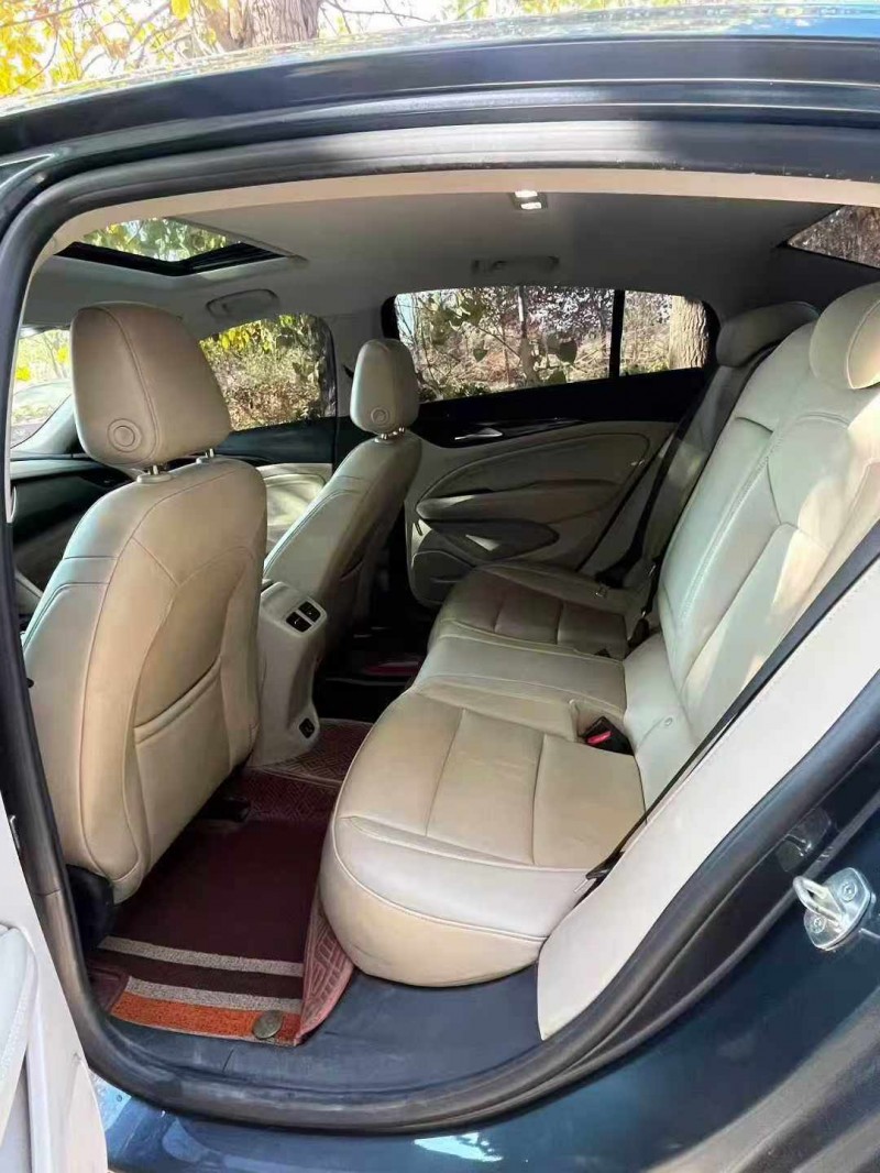 保定21年别克君威4