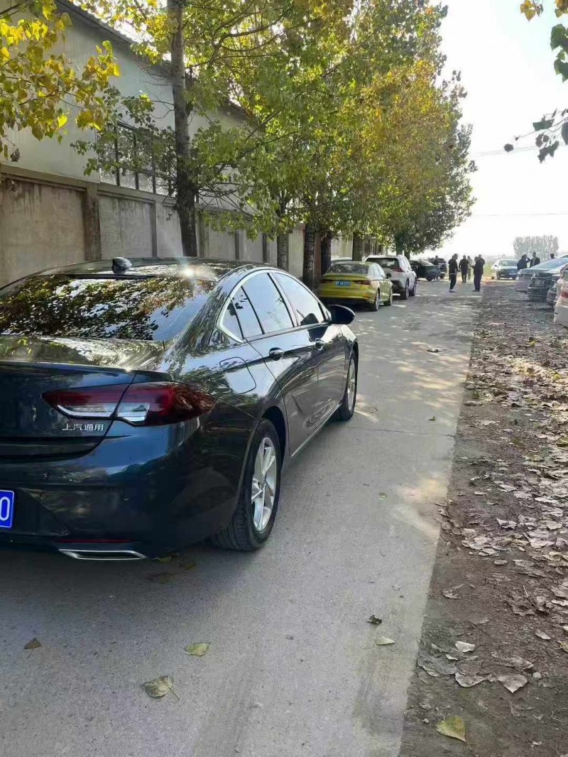 保定21年别克君威7