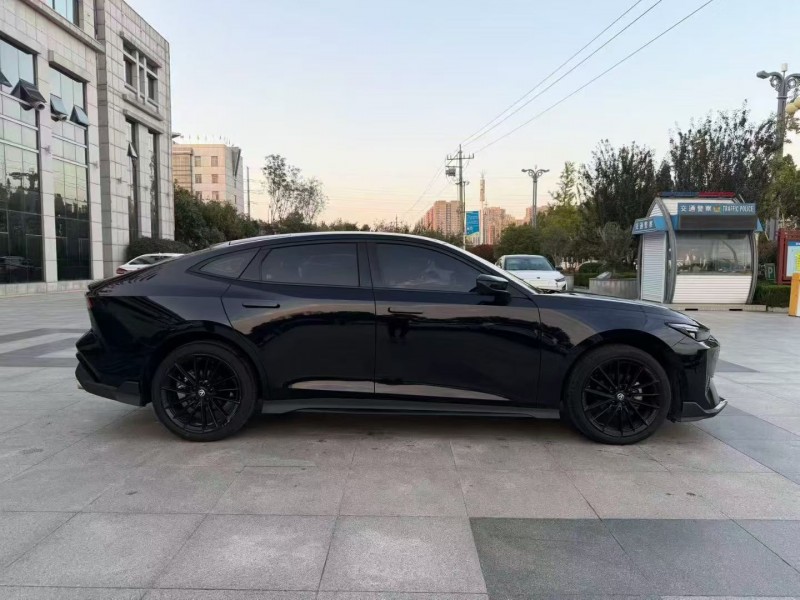 威海24年长安汽车UNI7