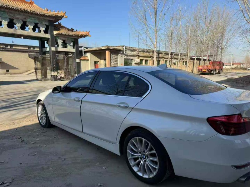 保定14年宝马5系9