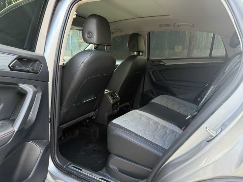 保定21年大众途观8