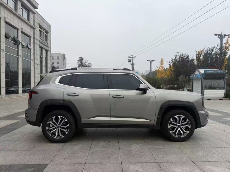 淄博23年哈弗大狗8