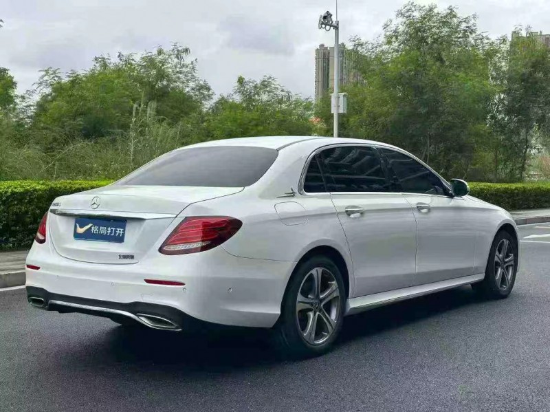 东莞19年奔驰E8