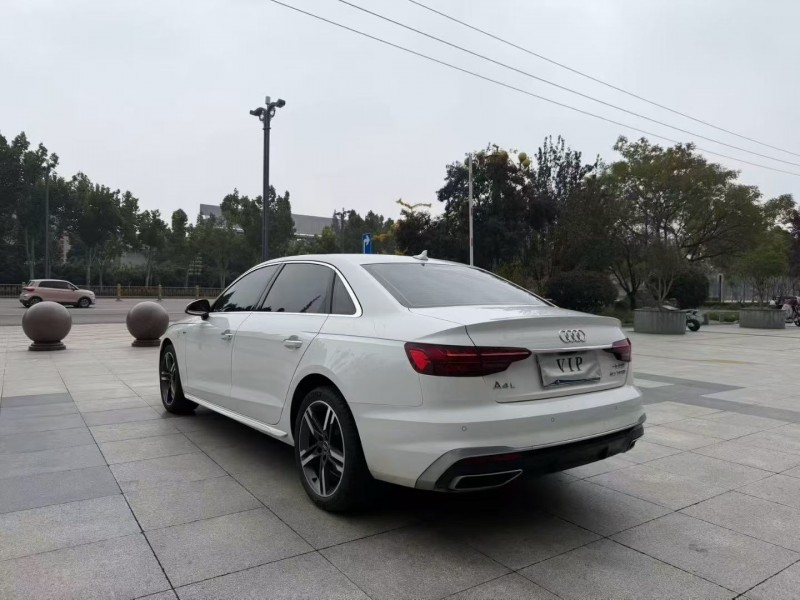东营22年奥迪A4L9