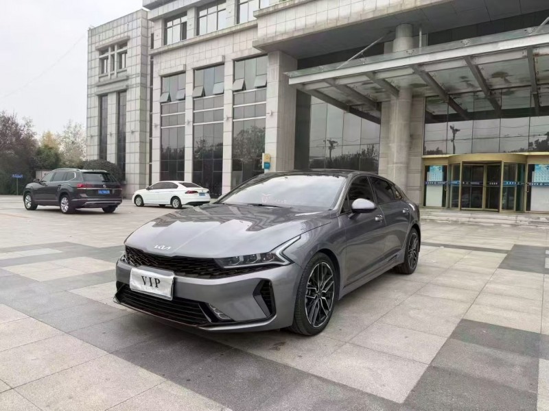 威海23年起亚K5凯酷3