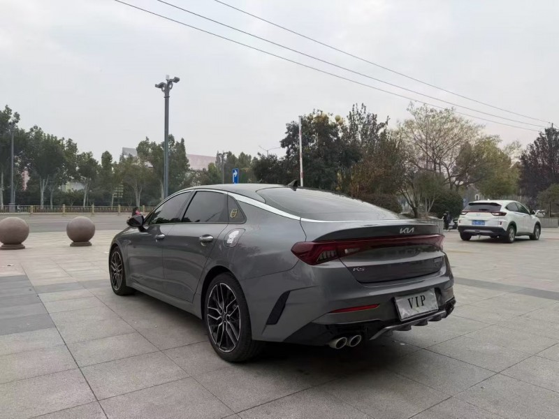 威海23年起亚K5凯酷8