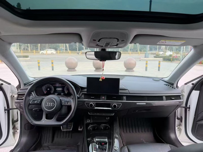 济宁19年奥迪A4L4