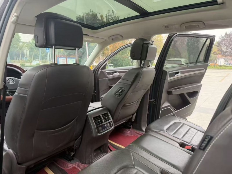 济宁17年大众途昂4