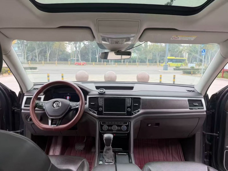 济宁17年大众途昂6