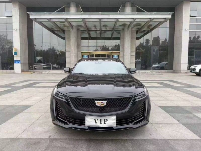 济宁23年凯迪拉克CT51