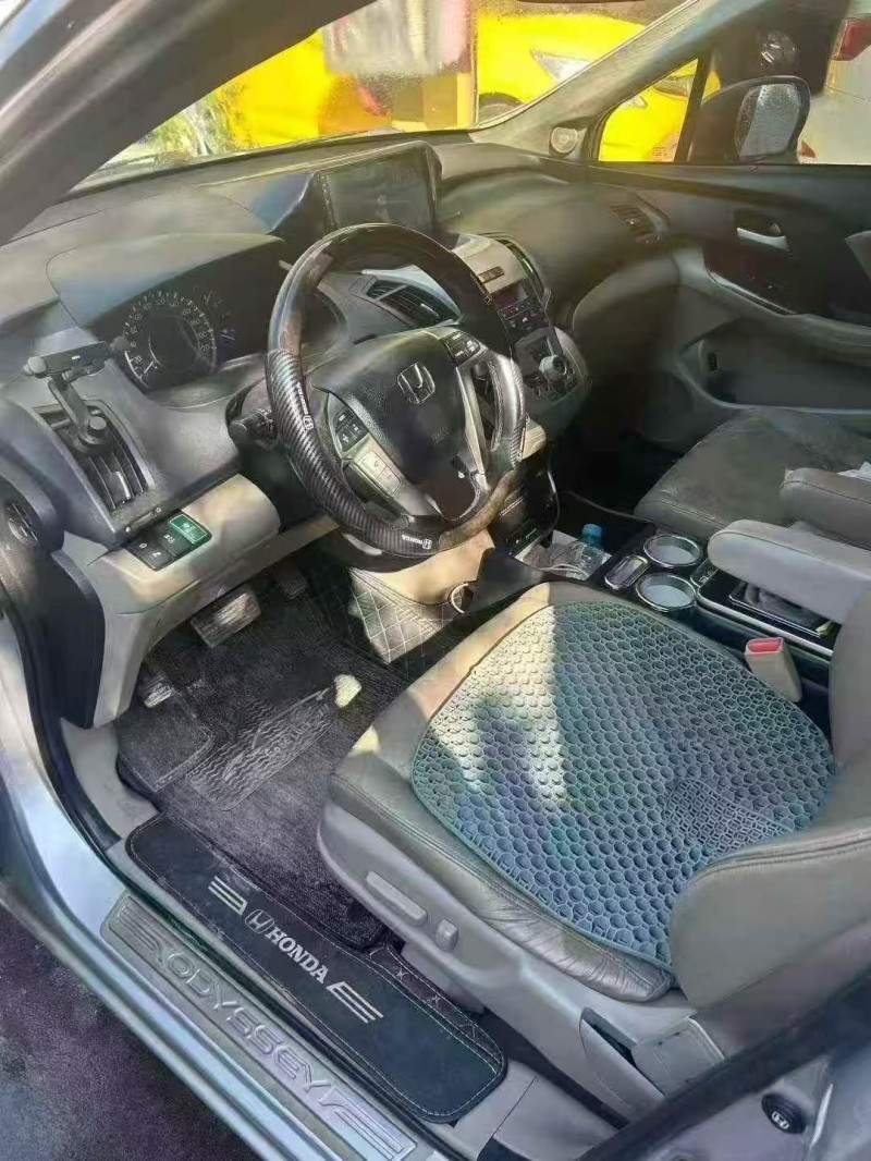 临沂13年本田奥德赛4