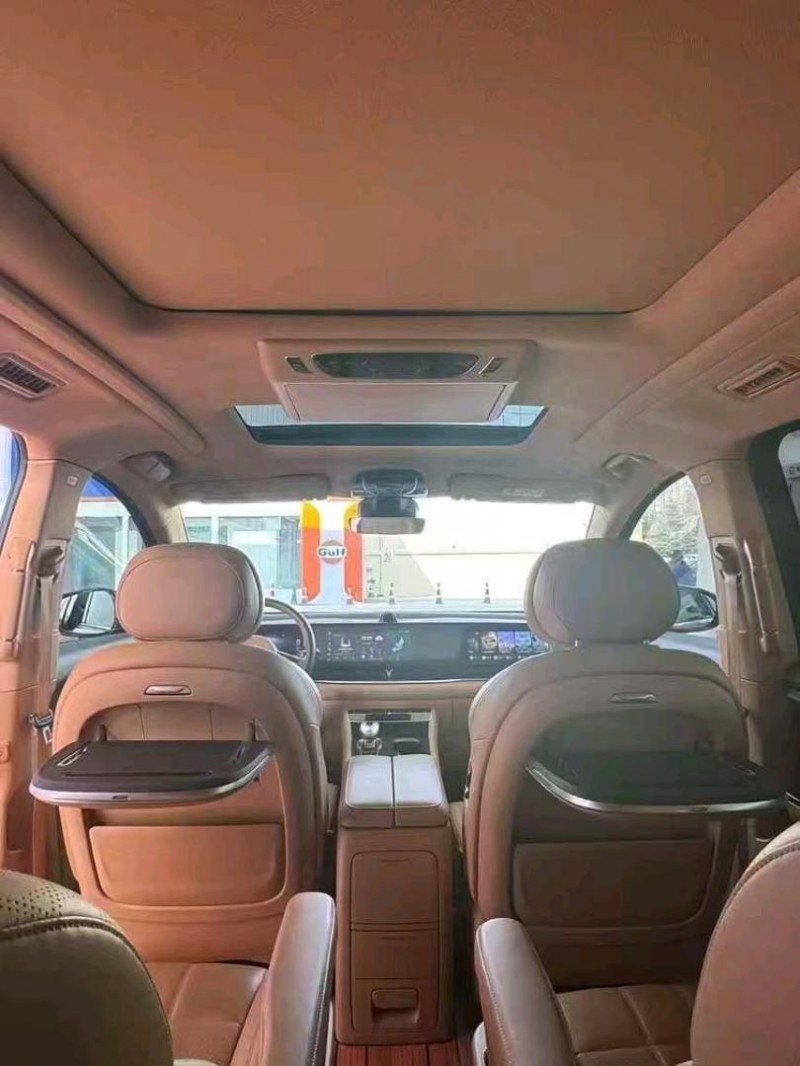 潍坊24年岚图汽车梦想家8