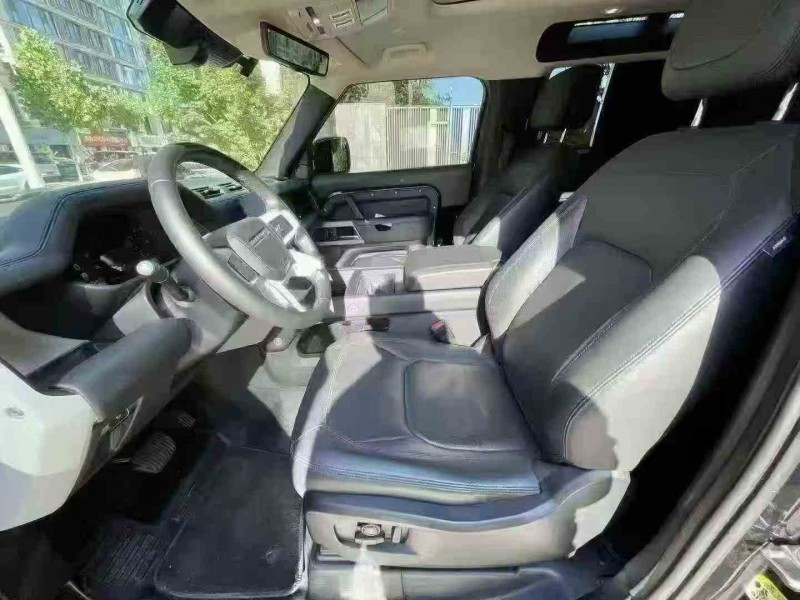 徐州23年路虎卫士4