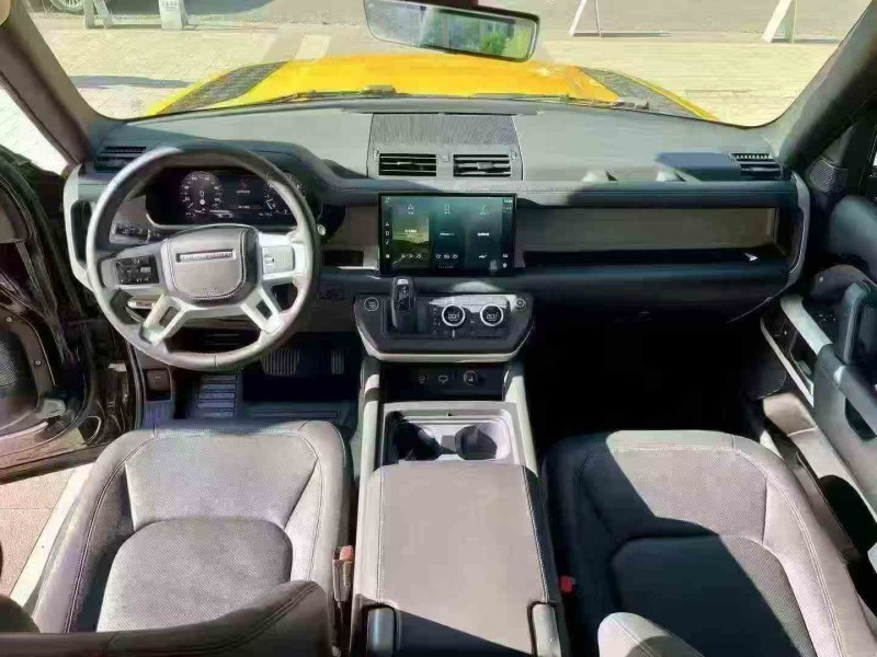 徐州23年路虎卫士5