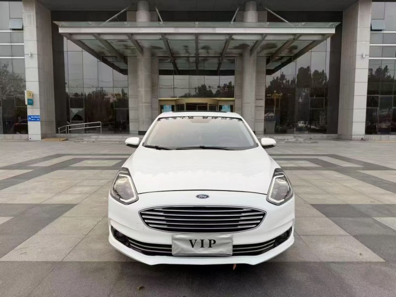 泰安20年福特福睿斯1