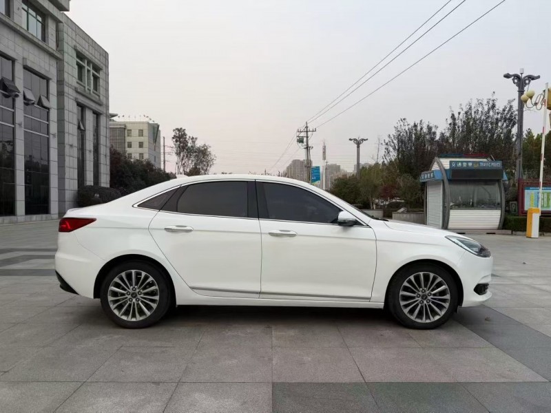 泰安20年福特福睿斯7