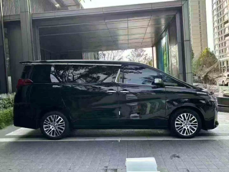 徐州18年丰田埃尔法7