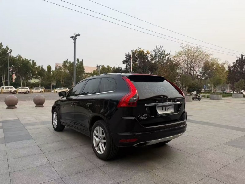 枣庄17年沃尔沃XC608