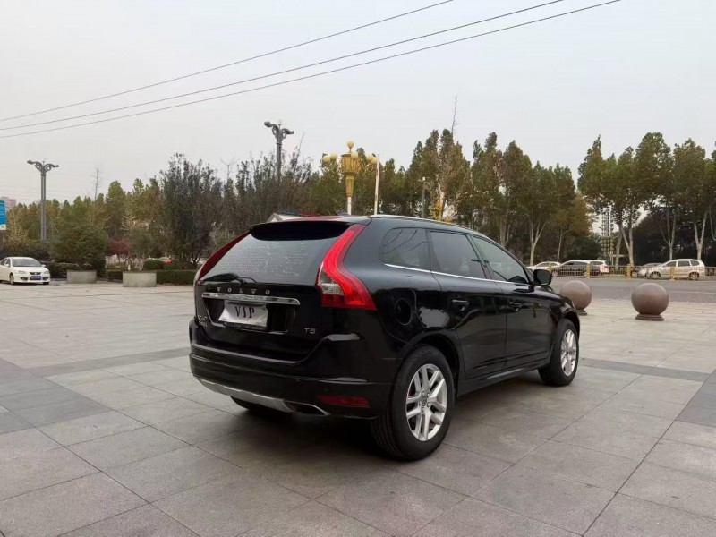 枣庄17年沃尔沃XC609