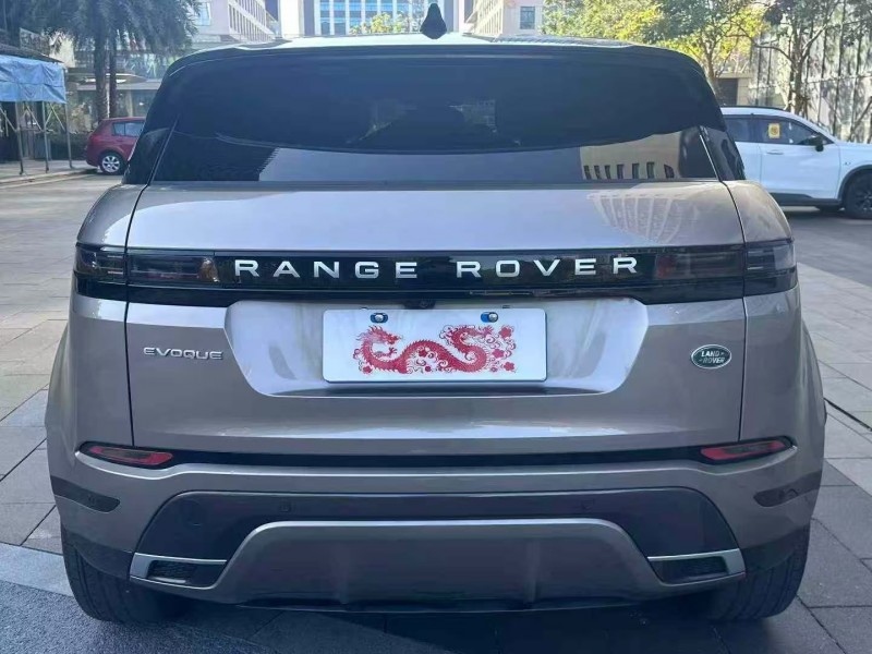 佛山24年路虎极光9