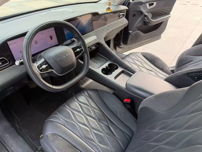 济宁23年荣威D76