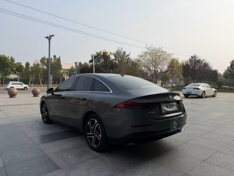 济宁23年荣威D79