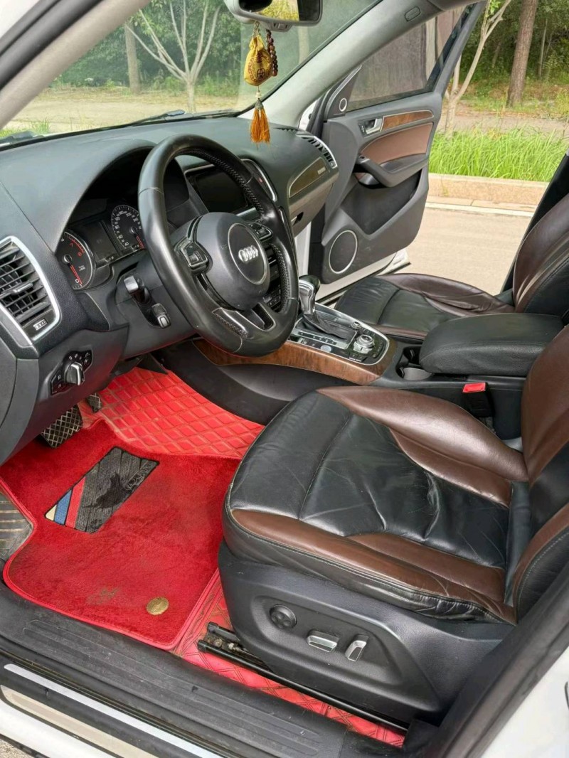 枣庄17年奥迪Q56