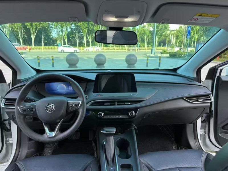 淄博25年别克微蓝5