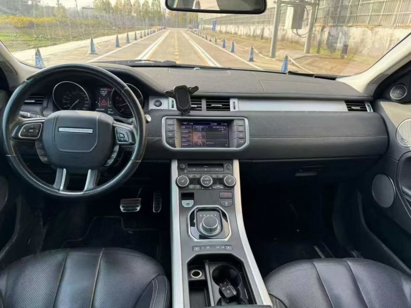 菏泽21年路虎极光6