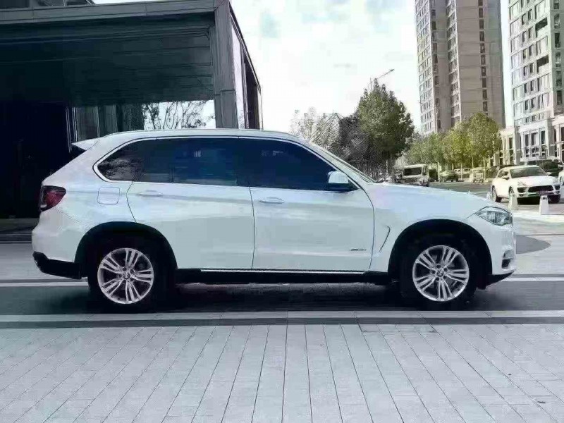 徐州17年宝马X57