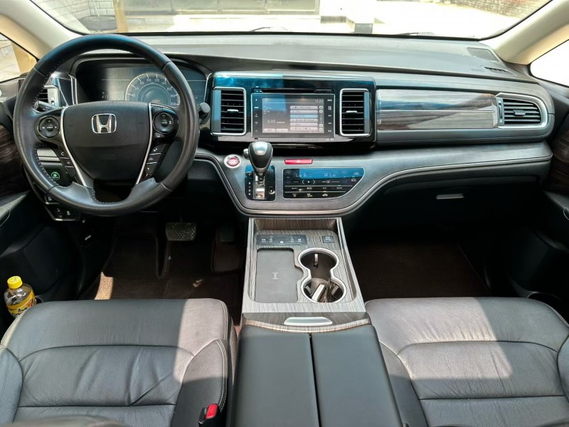 廊坊18年本田艾力绅6