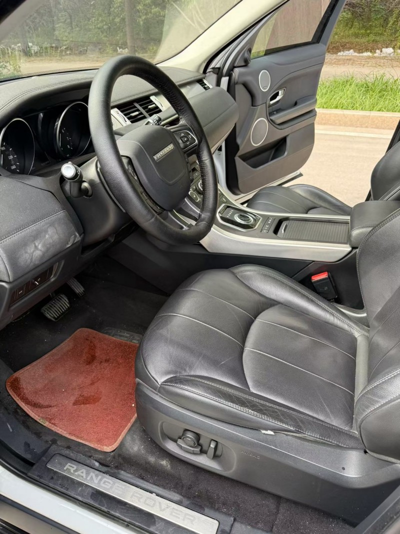 日照18年路虎极光6