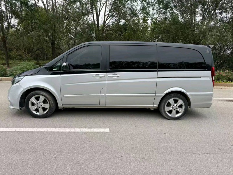 枣庄15年奔驰唯雅诺7