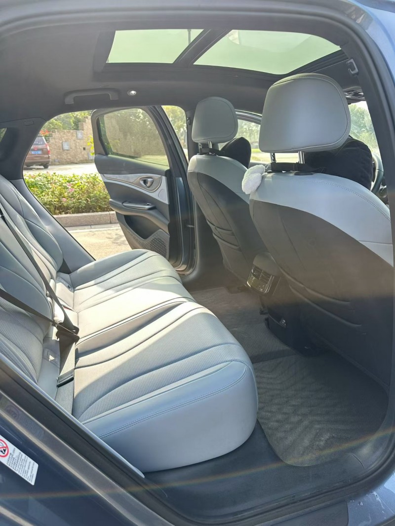 淄博23年比亚迪海豹5