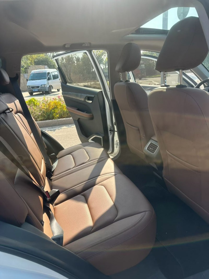 东营24年吉利远景5