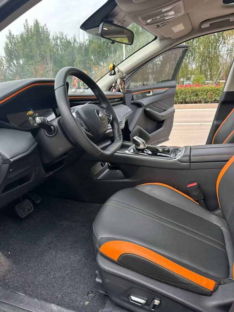 济南23年东风奕炫6