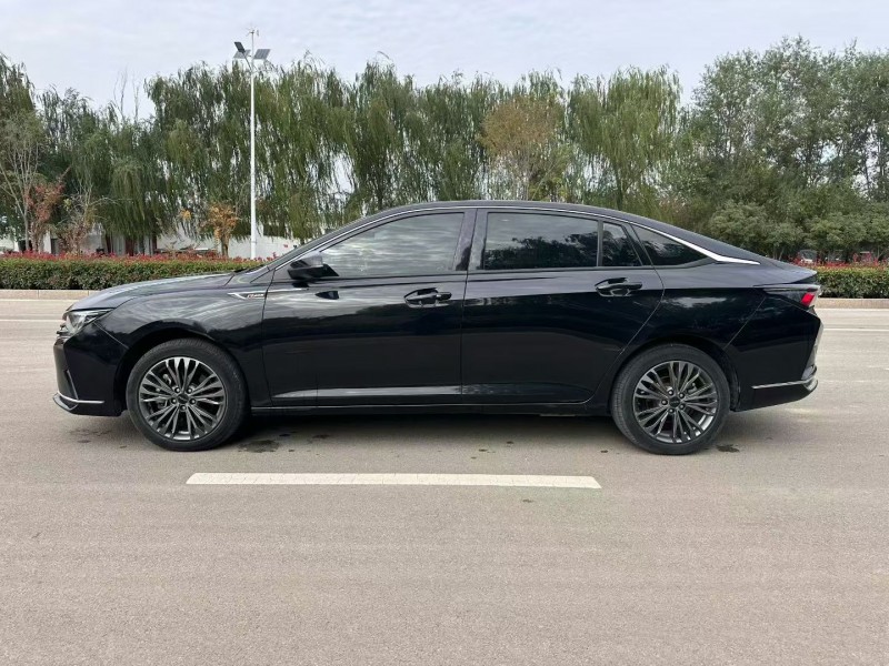 济南23年东风奕炫9