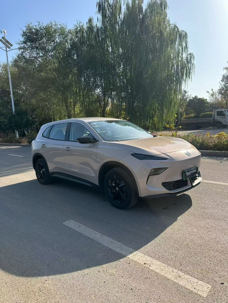 青岛25年名爵es52