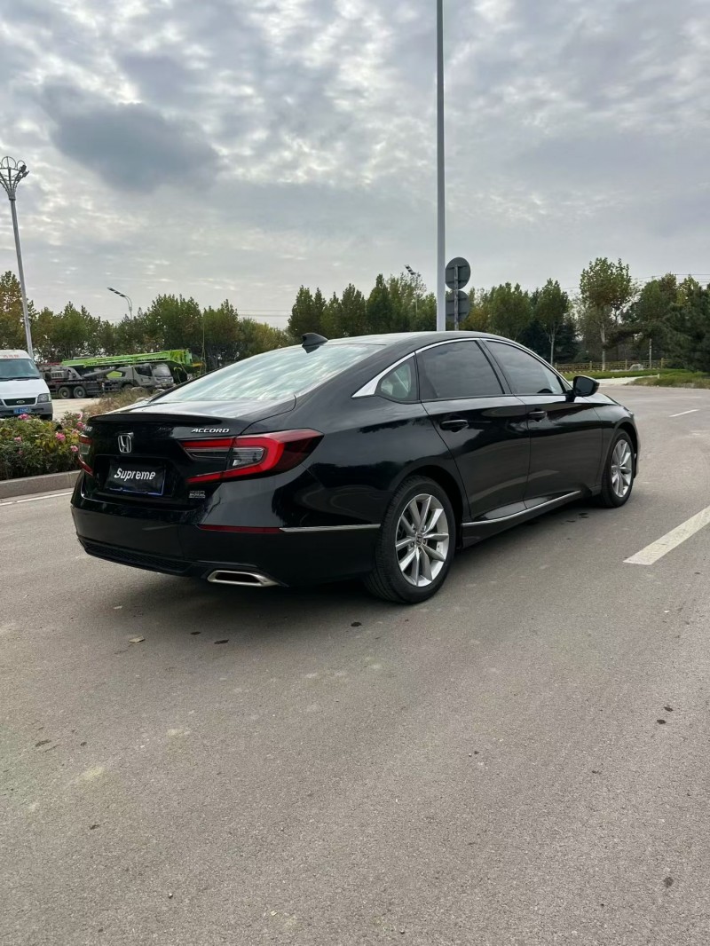 东营23年本田雅阁8