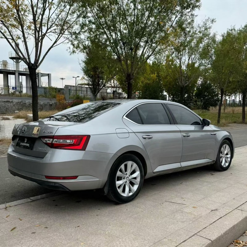 莱芜16年斯柯达速派8