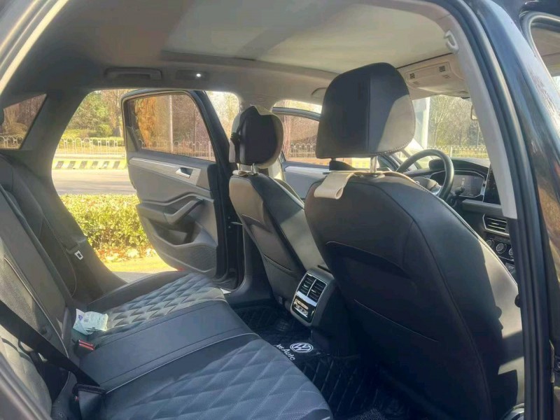 枣庄23年大众速腾6