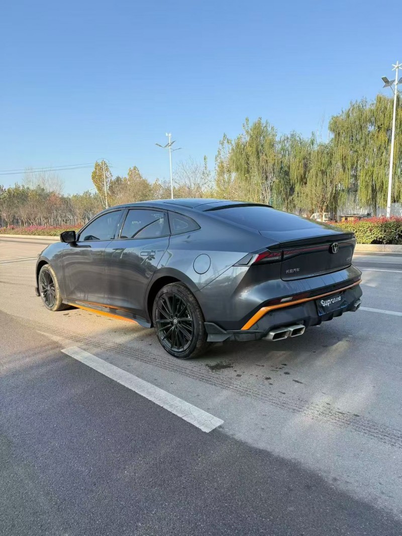 济南25年长安汽车UNI8